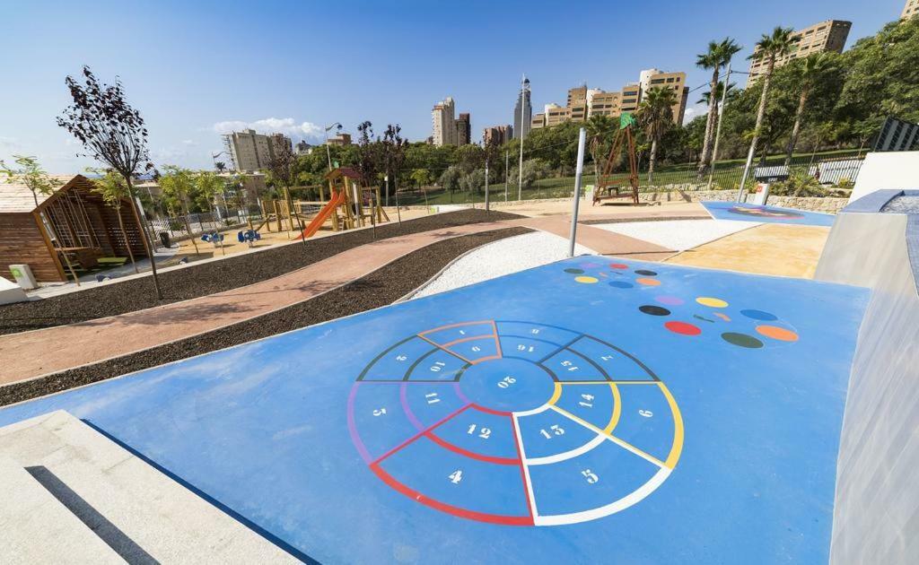 Sunset Drive Resort & Spa Benidorm Buitenkant foto