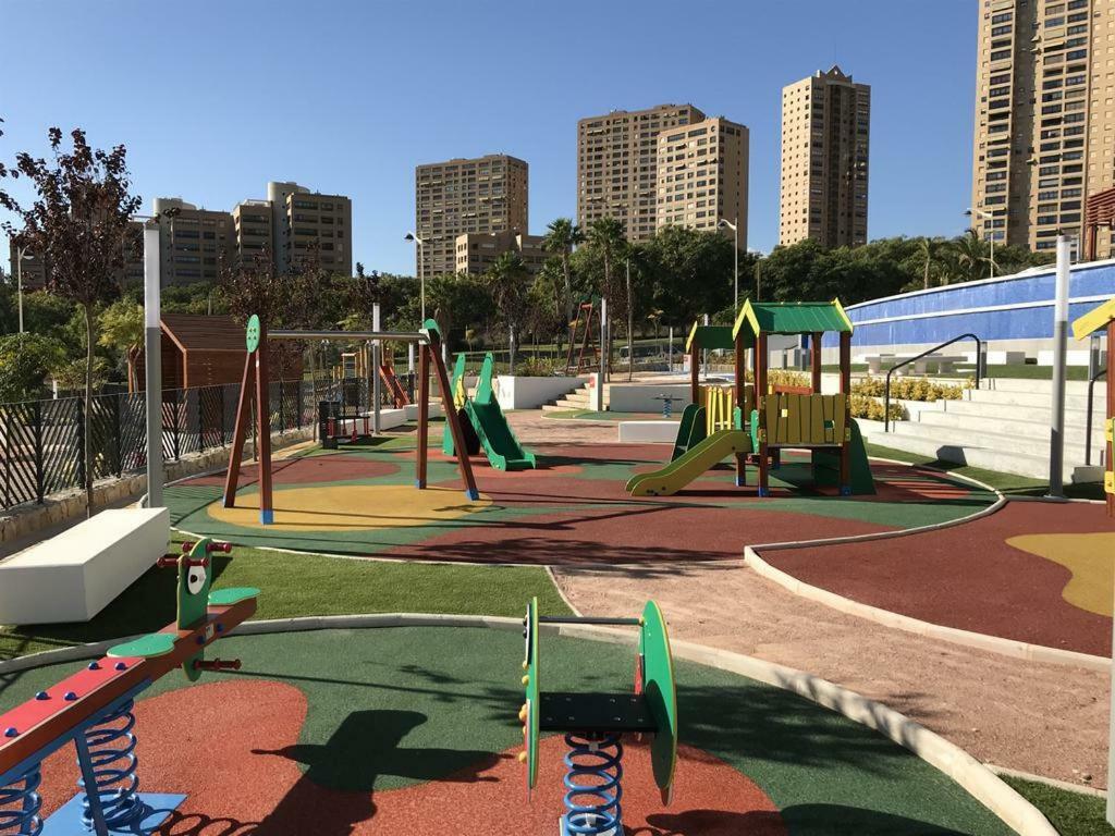 Sunset Drive Resort & Spa Benidorm Buitenkant foto